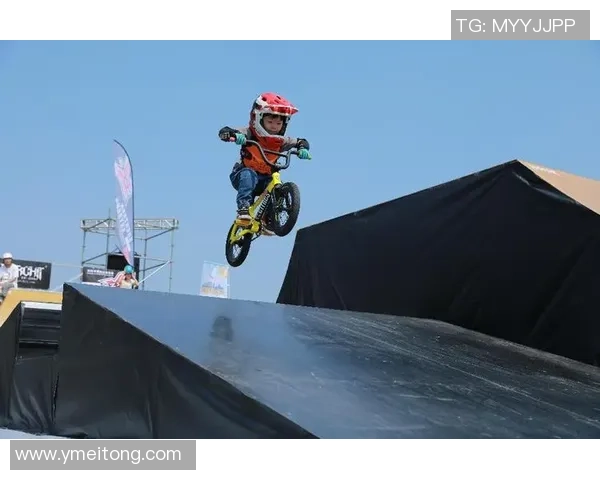 杭州极限运动队在世界街舞大赛中的力量表现精彩点评与分析